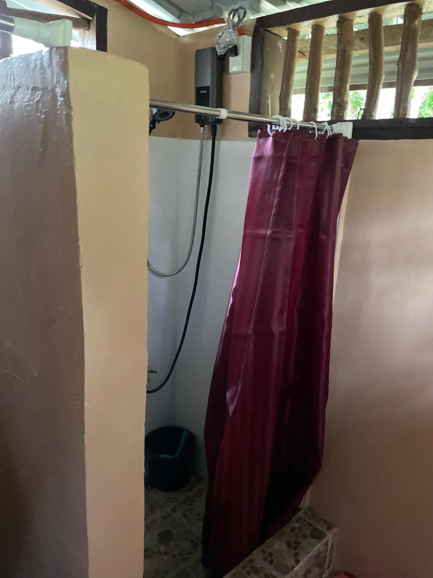 Chelle'S Guesthouse And Backpackers Сикихор Экстерьер фото