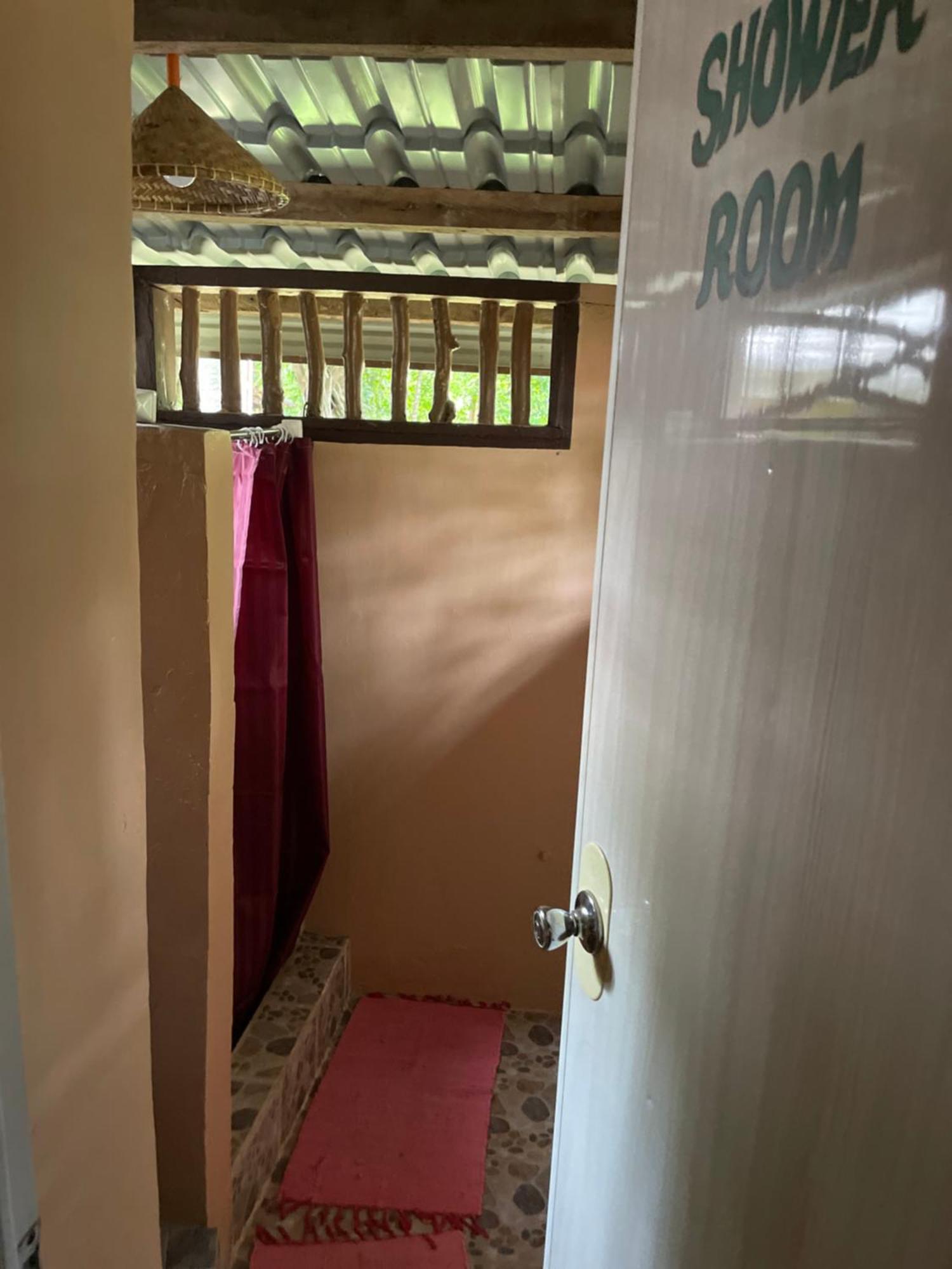 Chelle'S Guesthouse And Backpackers Сикихор Экстерьер фото