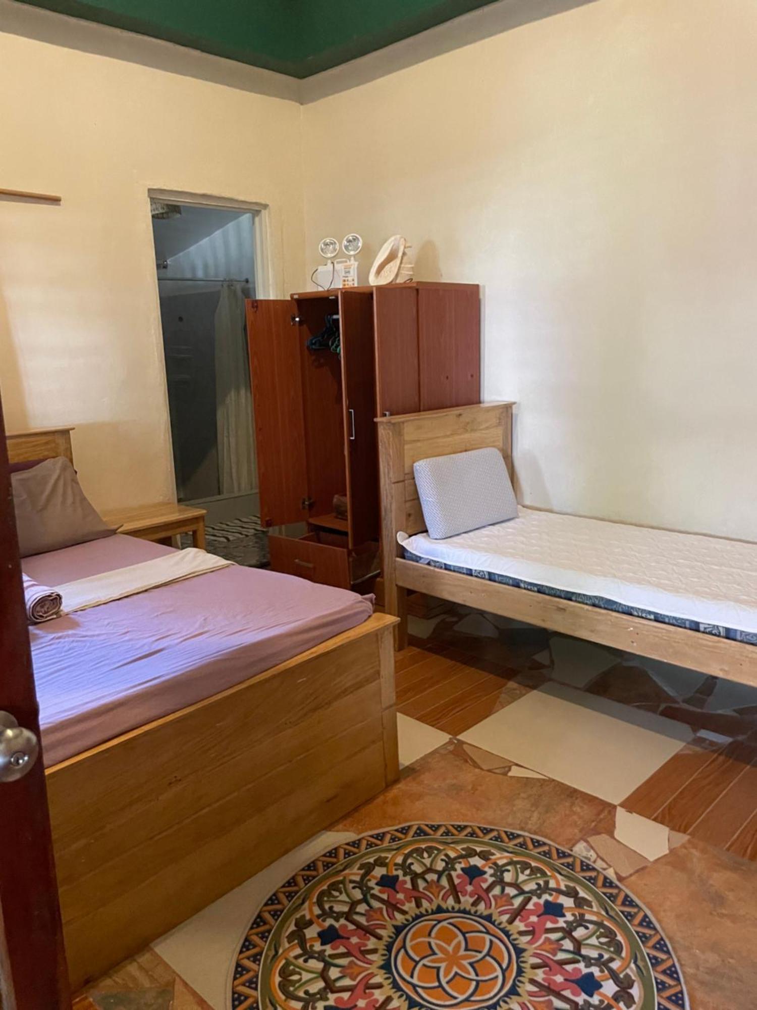 Chelle'S Guesthouse And Backpackers Сикихор Экстерьер фото