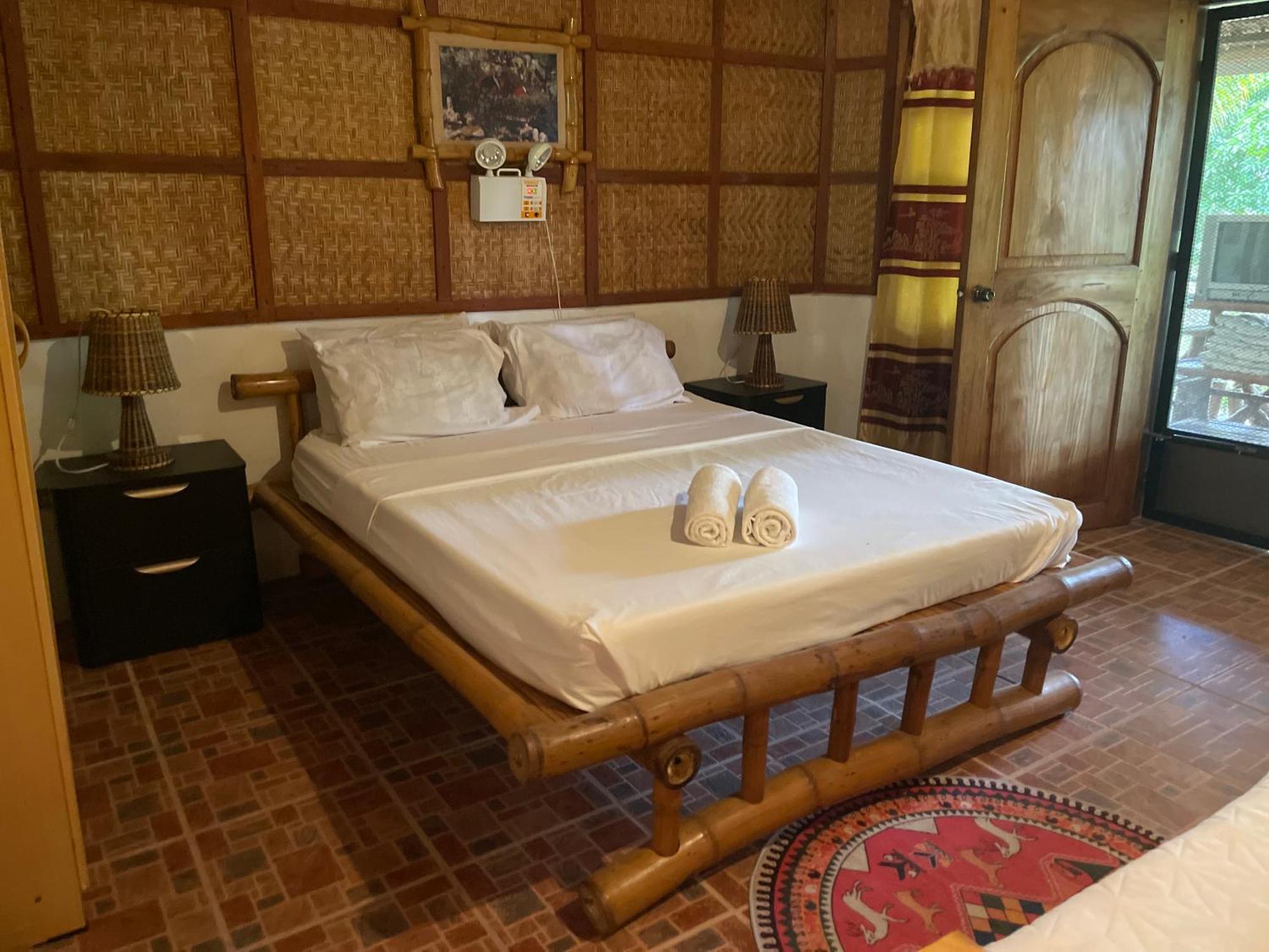 Chelle'S Guesthouse And Backpackers Сикихор Экстерьер фото