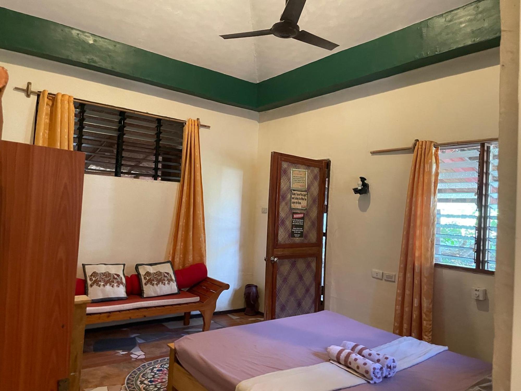 Chelle'S Guesthouse And Backpackers Сикихор Экстерьер фото