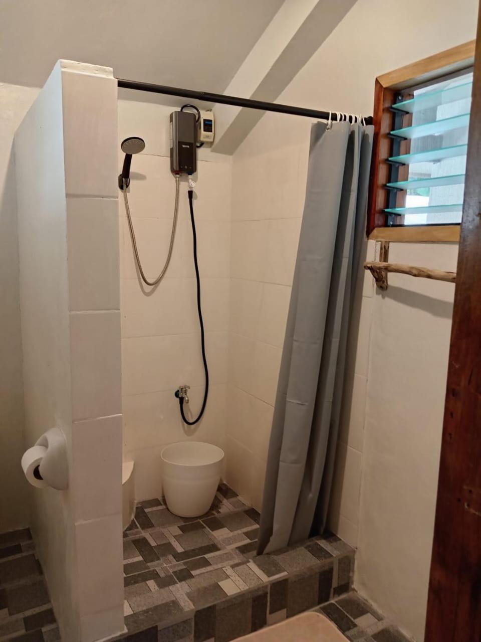 Chelle'S Guesthouse And Backpackers Сикихор Экстерьер фото